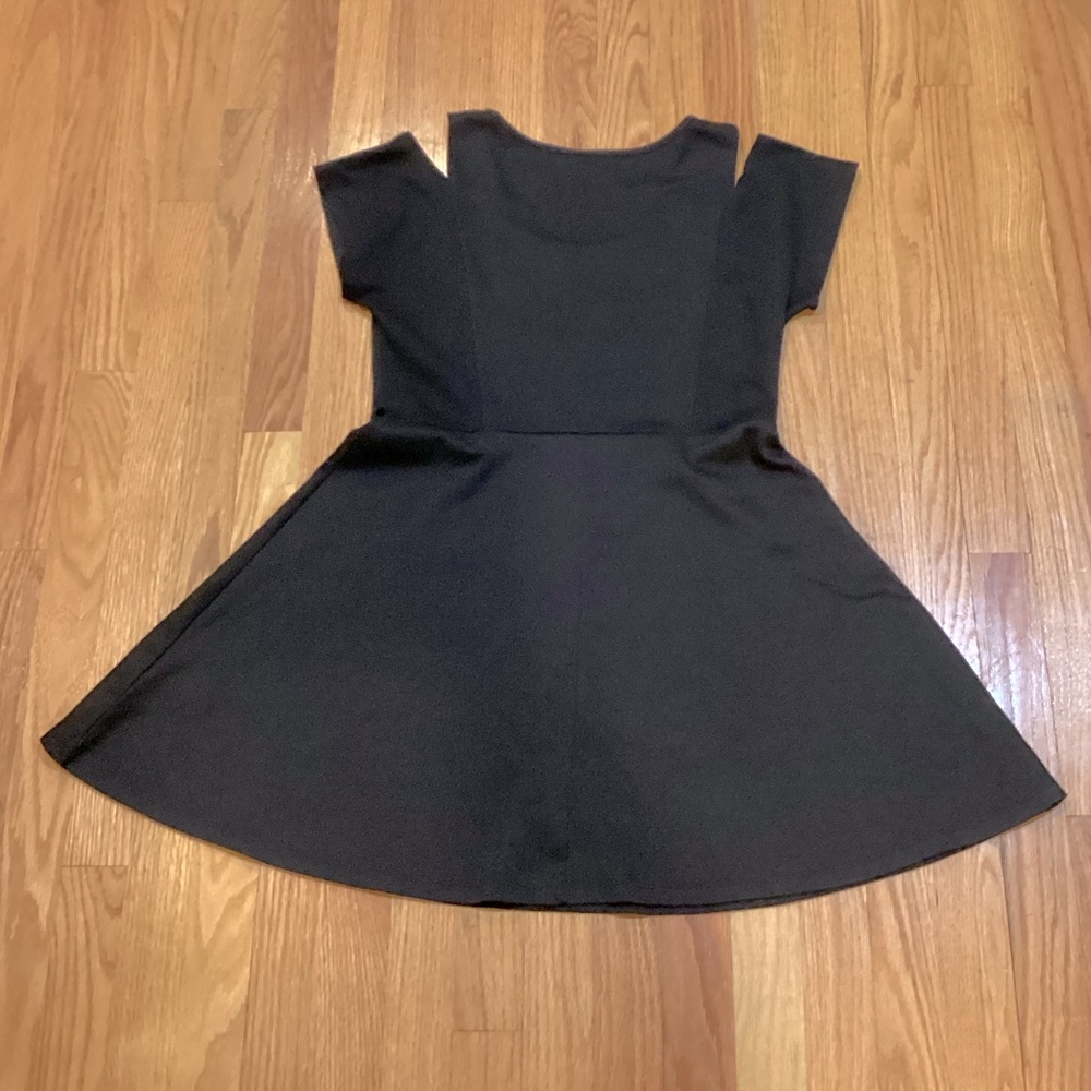Women’s skater dress - Picture 4 of 4